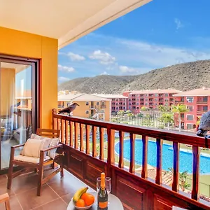 Lovely Mocan, Pool, Fast Wi-fi, Padel Court Apartamento Palm-mar